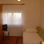 Mladen פולה